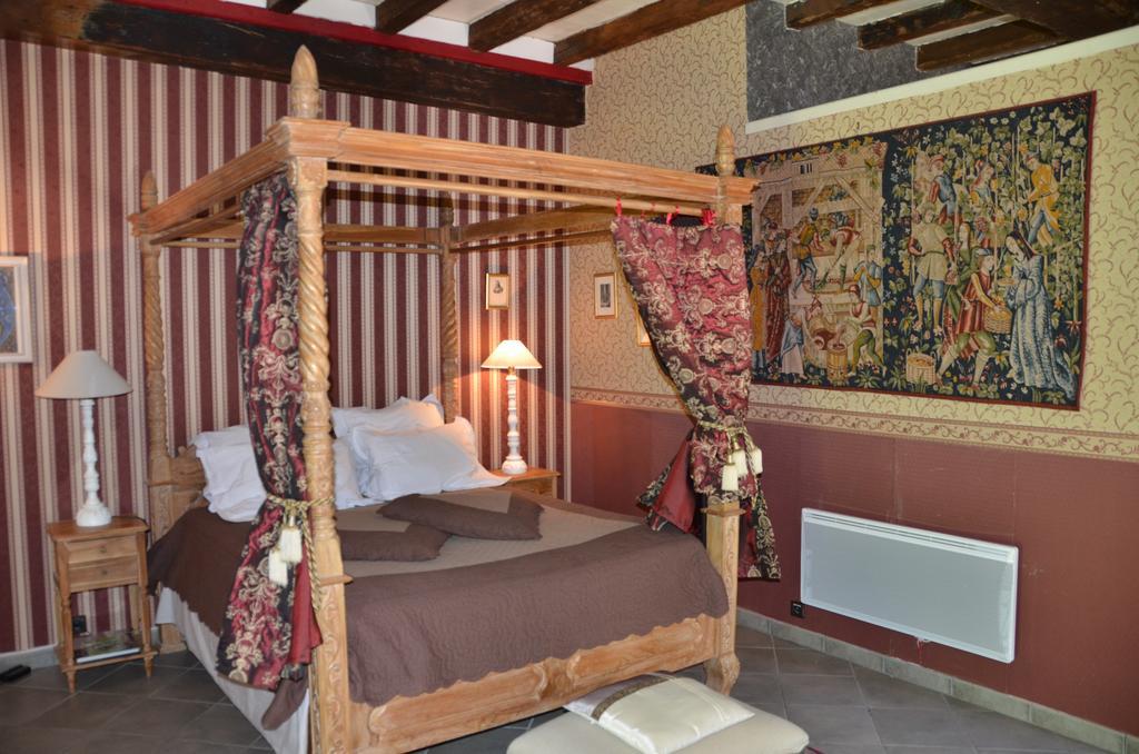 La Tour Du Lion Bed and Breakfast Rochefort-en-Terre Exteriör bild